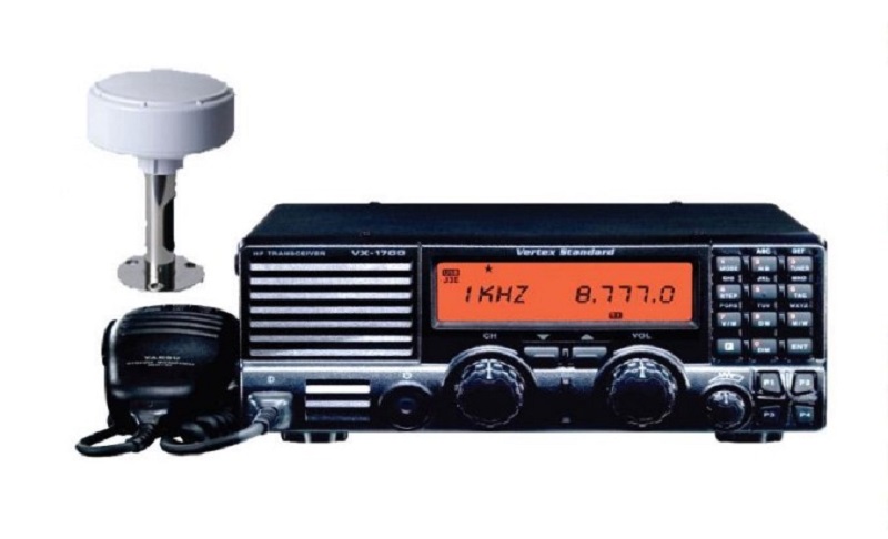 may-bo-dam-tam-xa-hf-ket-hop-gps-vertex-standard-vx-17000